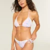 Bas de bikini audacieux avec bordure style crochet et liens sur les côtés