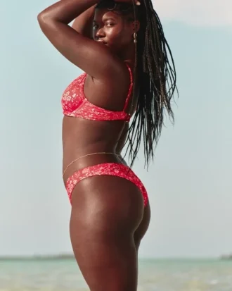 Bas de bikini Cheekiest à jambes hautes et côtes
