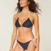 Bas de bikini effronté à nouer sur les côtés