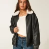 Blouson aviateur en simili cuir avec col en sherpa Blouson aviateur en simili cuir avec col en sherpa
