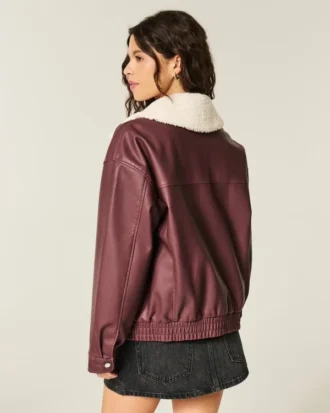 Blouson aviateur en simili cuir avec col en sherpa