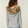 Cardigan à capuche et bordure en fausse fourrure Cardigan à capuche et bordure en fausse fourrure