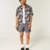 Chemise ample en lin mélangé à motif poissons tropicaux Chemise ample en lin mélangé à motif poissons tropicaux