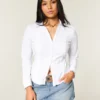 Chemise boutonnée avec empiècement en dentelle Chemise boutonnée avec empiècement en dentelle