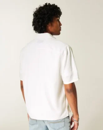 Chemise courte à manches courtes et broderies