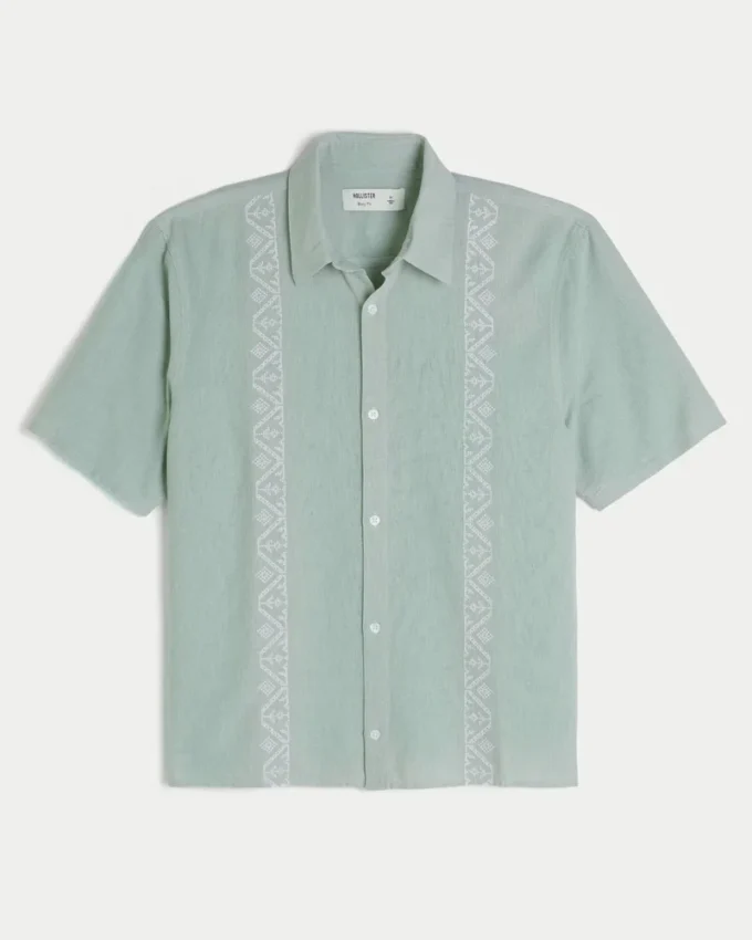 Chemise courte à manches courtes et broderies Chemise courte à manches courtes et broderies