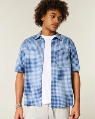 Chemise courte à manches courtes et poches