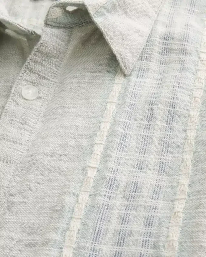 Chemise courte à manches courtes et rayures texturées