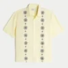 Chemise à manches courtes et motif carré Chemise à manches courtes et motif carré