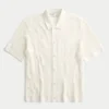Chemise-pull à manches courtes et coupe carrée Chemise-pull à manches courtes et coupe carrée