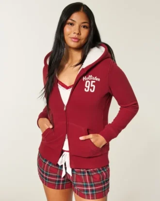 Collection Holiday Vault Sweat à capuche zippé avec logo graphique et doublure en sherpa