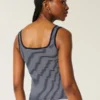 Débardeur à encolure carrée en tissu côtelé sans coutures Débardeur à encolure carrée en tissu côtelé sans coutures
