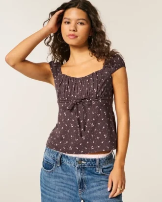 Haut babydoll à encolure dégagée et épaules dénudées