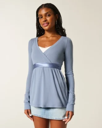 Haut babydoll à manches longues et devant croisé