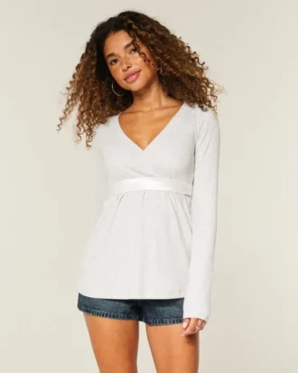 Haut babydoll à manches longues et devant croisé