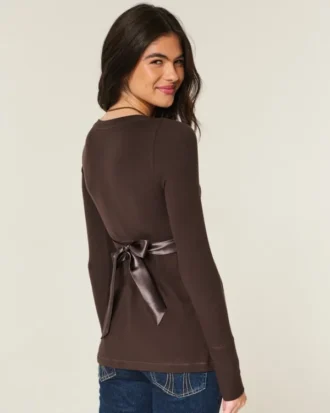 Haut babydoll à manches longues et devant croisé