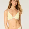 Haut de bikini plongeant à armatures et côtes Haut de bikini plongeant à armatures et côtes