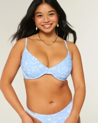 Haut de bikini plongeant à armatures pour femmes rondes