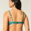 Haut de bikini plongeant à armatures pour femmes rondes Haut de bikini plongeant à armatures pour femmes rondes