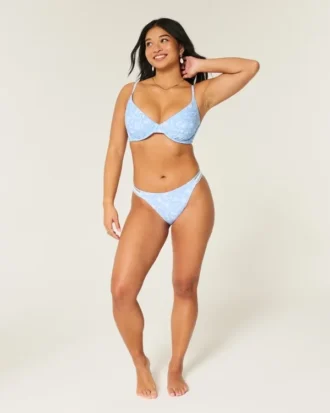 Haut de bikini plongeant à armatures pour femmes rondes