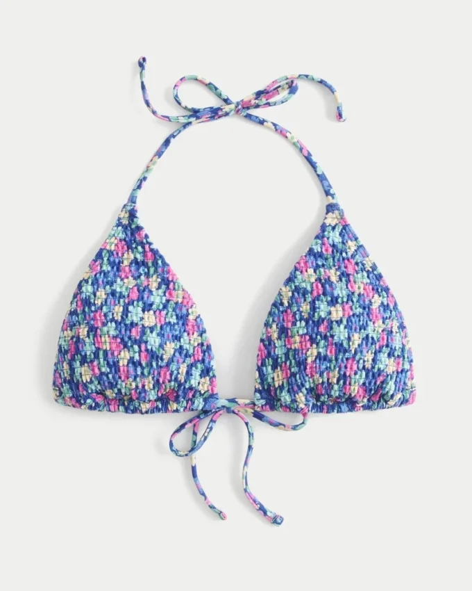 Haut de bikini triangle à smocks et dos nu Haut de bikini triangle à smocks et dos nu