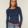 Haut à manches longues sans coutures et encolure en V Haut à manches longues sans coutures et encolure en V