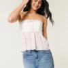 Haut sans bretelles facile à porter, mélange de tissus style crochet Haut sans bretelles facile à porter, mélange de tissus style crochet