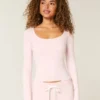 Haut sans coutures à encolure dégagée Haut sans coutures à encolure dégagée