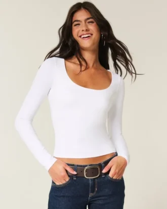 Haut sans coutures à encolure dégagée
