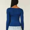 Haut sans coutures à encolure dégagée Haut sans coutures à encolure dégagée