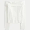 Hollister Pull confortable à épaules dénudées et mailles bouclées Hollister Pull confortable à épaules dénudées et mailles bouclées