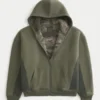 Hollister x Crocs Sweat à capuche zippé doublé sherpa Hollister x Crocs Sweat à capuche zippé doublé sherpa