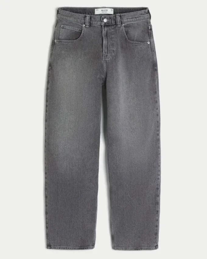 Jean baggy gris brodé et clouté Jean baggy gris brodé et clouté