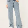 Jean baggy taille basse, délavage moyen Jean baggy taille basse, délavage moyen