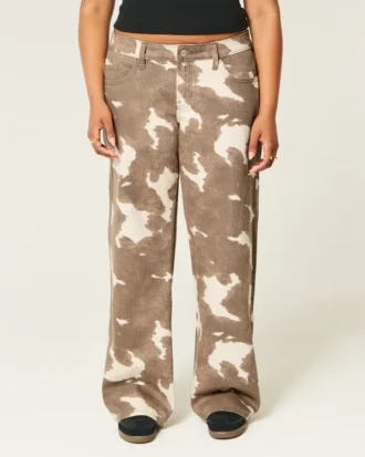Jean baggy taille basse imprimé vache