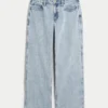 Jean baggy taille mi-haute, coupe ample, délavage moyen Jean baggy taille mi-haute, coupe ample, délavage moyen