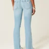Jean bootcut délavé clair à broderies et taille basse Jean bootcut délavé clair à broderies et taille basse