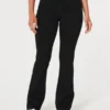 Jean bootcut noir taille basse Jean bootcut noir taille basse