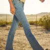 Jean bootcut taille basse délavé clair Jean bootcut taille basse délavé clair