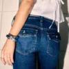 Jean bootcut taille basse délavé foncé Jean bootcut taille basse délavé foncé