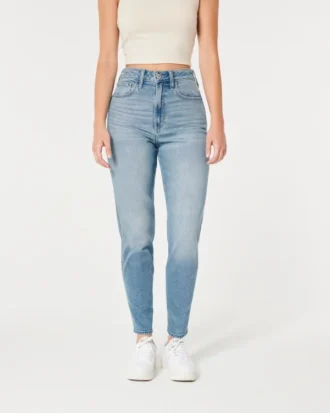 Jean mom ultra taille haute, coupe moyenne, pour les courbes généreuses Jean mom ultra taille haute, coupe moyenne, pour les courbes généreuses
