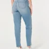 Jean mom ultra taille haute, coupe moyenne, pour les courbes généreuses Jean mom ultra taille haute, coupe moyenne, pour les courbes généreuses