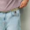 Jean super baggy délavé clair avec motif astronaute Jean super baggy délavé clair avec motif astronaute