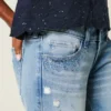 Jean évasé à paillettes délavé clair ultra taille basse Jean évasé à paillettes délavé clair ultra taille basse