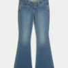 Jean évasé à taille ultra basse et ceinture, délavage foncé Jean évasé à taille ultra basse et ceinture, délavage foncé