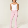 Leggings à taille enveloppante et jambes bootcut Gilly Hicks Active Recharge Leggings à taille enveloppante et jambes bootcut Gilly Hicks Active Recharge