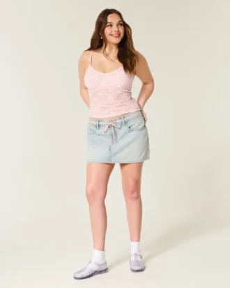 Mini-jupe-short en denim délavé clair