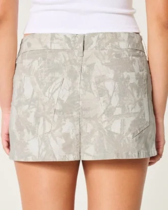 Mini-jupe-short en sergé camouflage taille basse