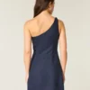 Mini-robe asymétrique en lin mélangé Mini-robe asymétrique en lin mélangé