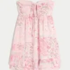 Mini-robe babydoll sans bretelles à volants Mini-robe babydoll sans bretelles à volants